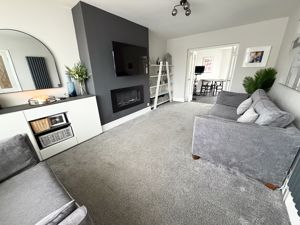 Lounge- click for photo gallery